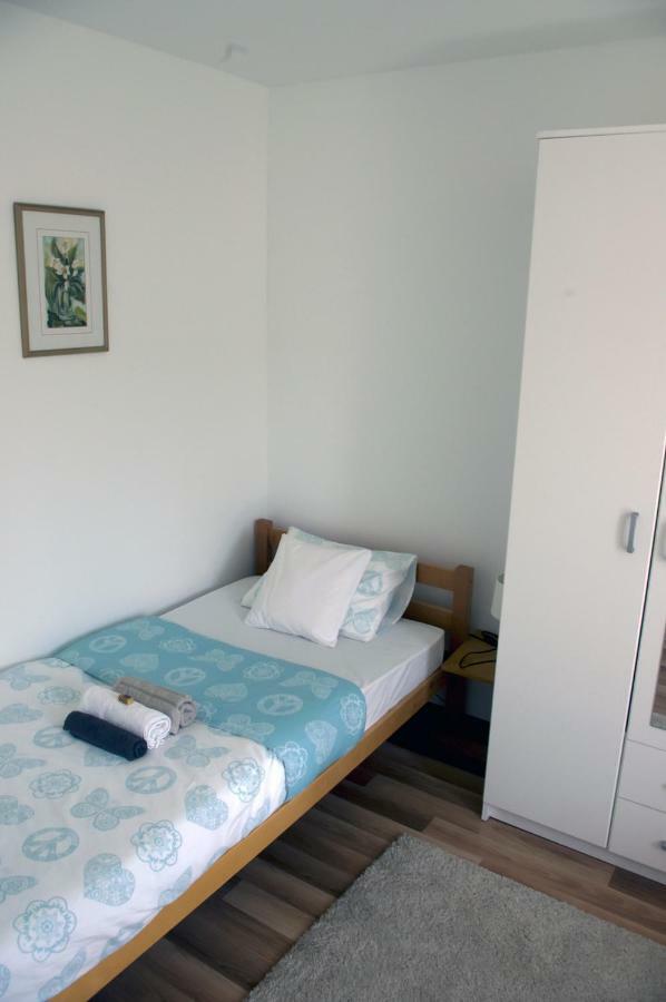 Meridian Apartment , 300M To Bus Terminal, Fast Wifi & Airport Transf 萨格勒布 外观 照片